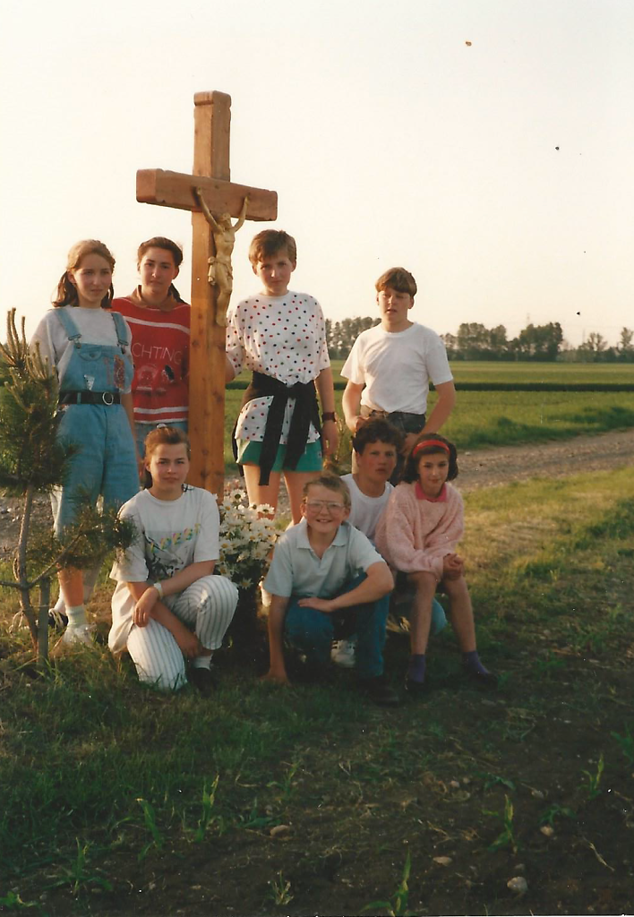 Einweihung des neuen Scharrerkreuzers am Feld von Fam. Walter Herzog