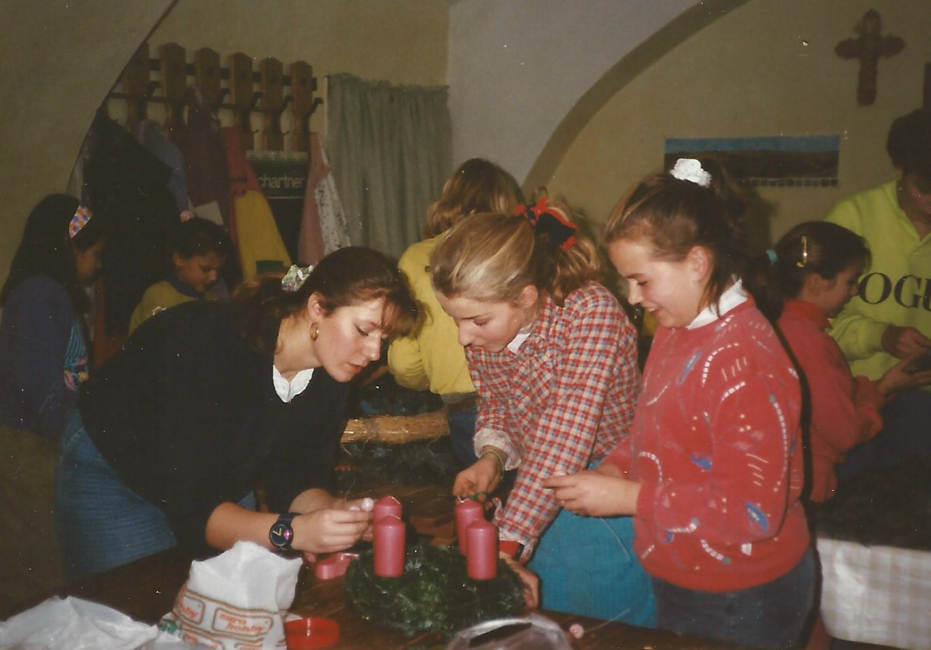 Jungschaar Adventkranzbasteln, 