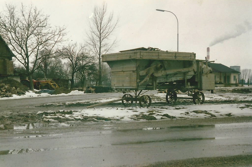 Dampf-Dreschmaschine Marke „Rausendorf“ – verkauft ca 1990