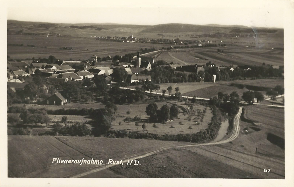 Postkarte 'Fliegeraufnahme Rust, N.D.